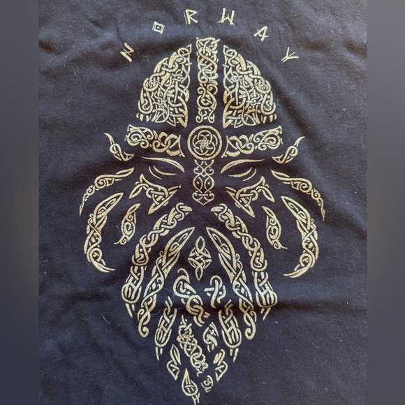 Disney Tops - Norway Black T-shirt Sz L